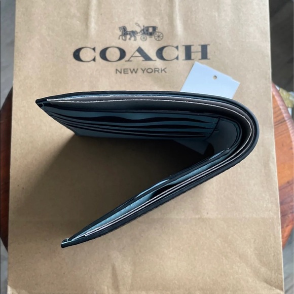 Coach wallet - Picture 3 of 3